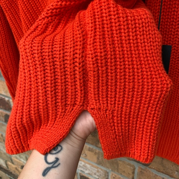 RACHAEL ZOE Chunky Knit Drop Shoulder Sweater - Picture 5 of 9